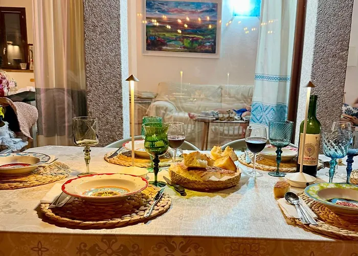 Nicola Jago Castiadas